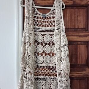 Elegant Cream Crochet Vest